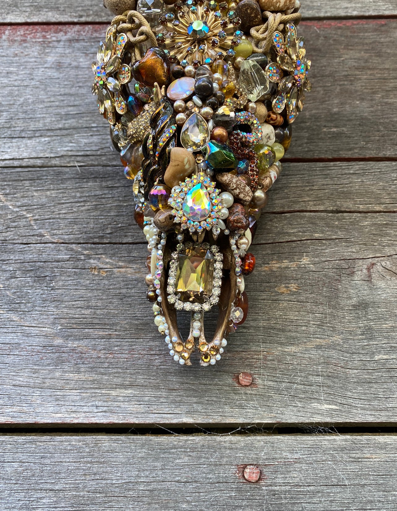 “Derrick” Texas Whitetail Deer Skull Art